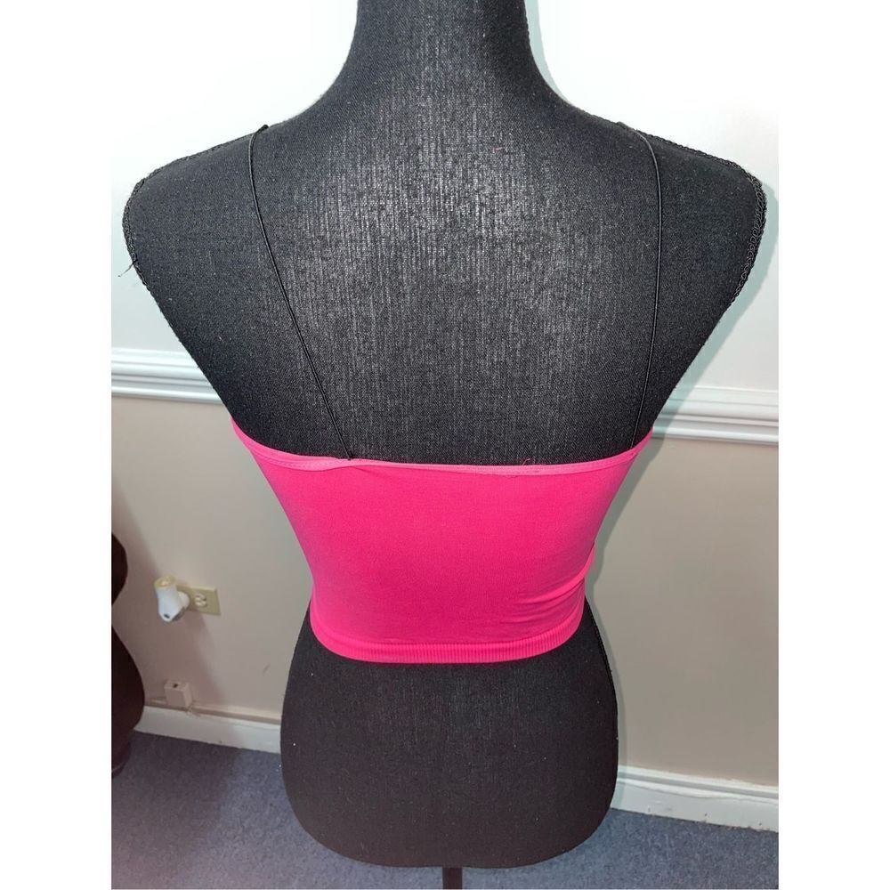 Boutique 23 Seamless Cami Crop in Pink - Picture 2 of 3